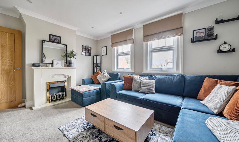 Caenwood Road, Ashtead, KT21