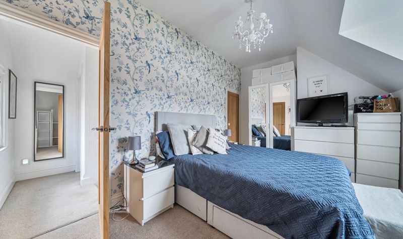 Caenwood Road, Ashtead, KT21