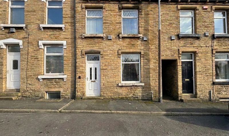 Victoria Street, Moldgreen, HD5