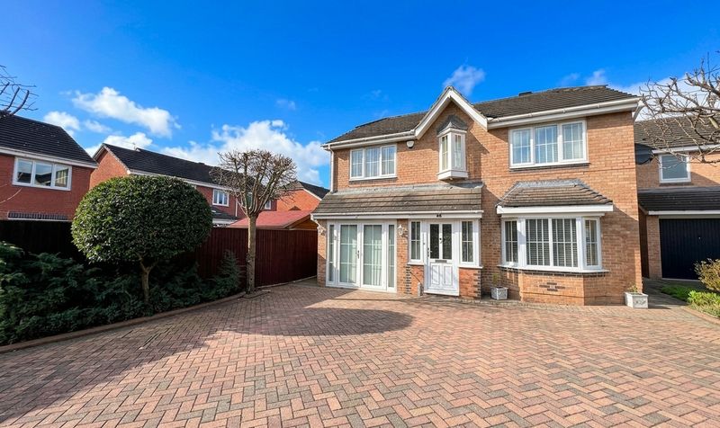 Arlington Way, Huddersfield, HD5