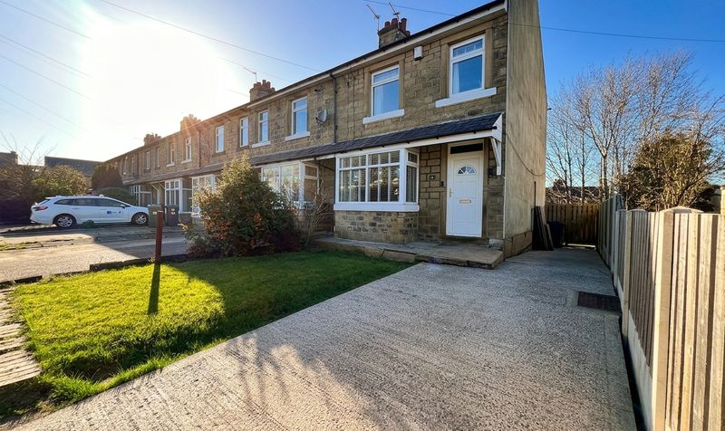 Ravens Avenue, Huddersfield, HD5