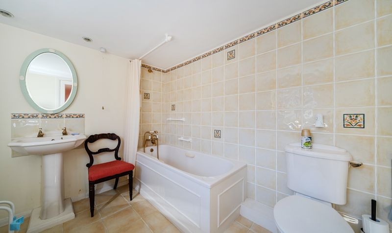Greville Park Road, Ashtead, KT21