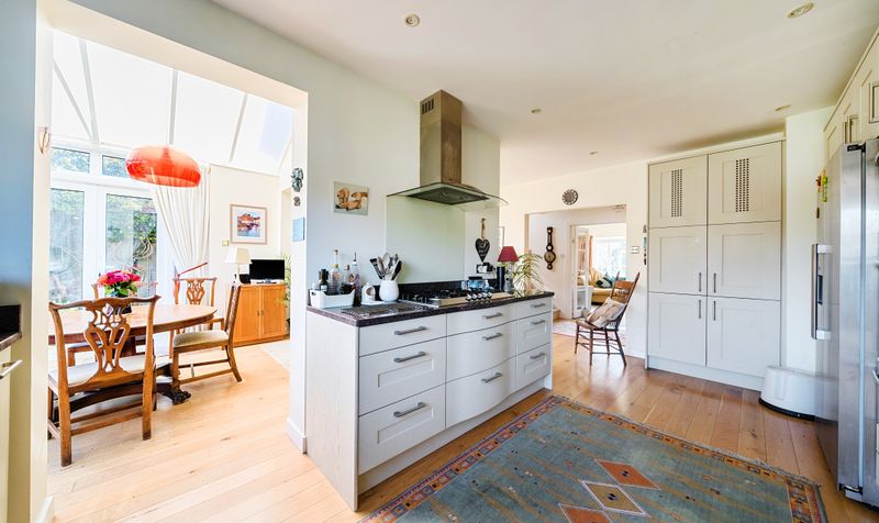 Greville Park Road, Ashtead, KT21