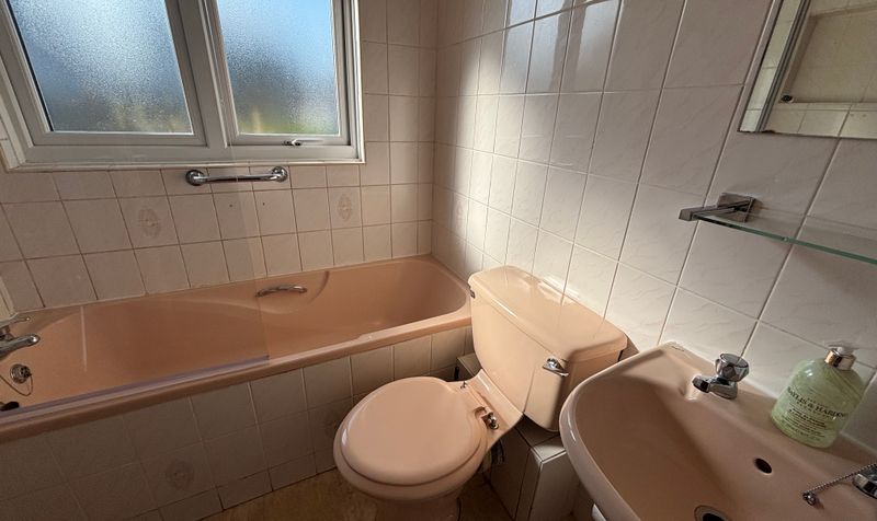 Le Clos Sara, St. Lawrence, JE3