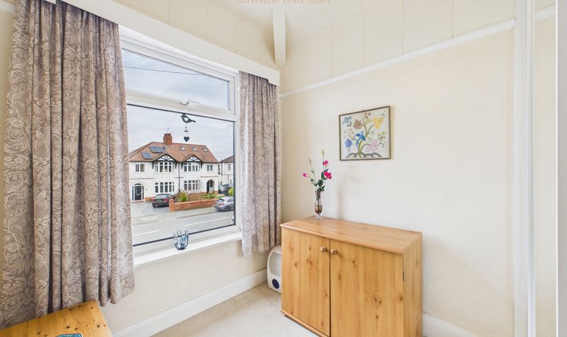 Canadian Avenue, Hoole, CH2