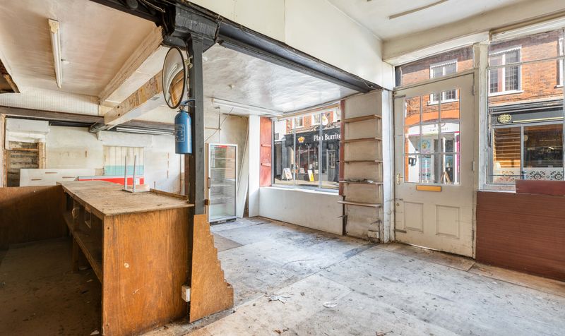 3 Bedroom Mixed Use For Sale &ndash; Sun Street, Hitchin, SG5 2