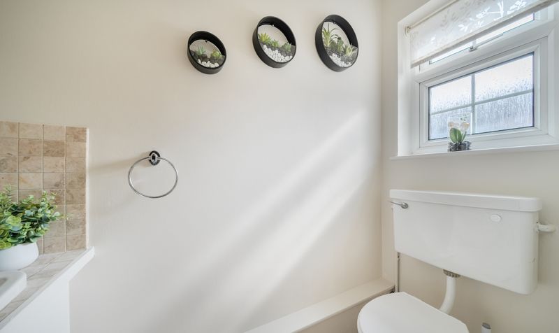 Middle Lane, Epsom, KT17