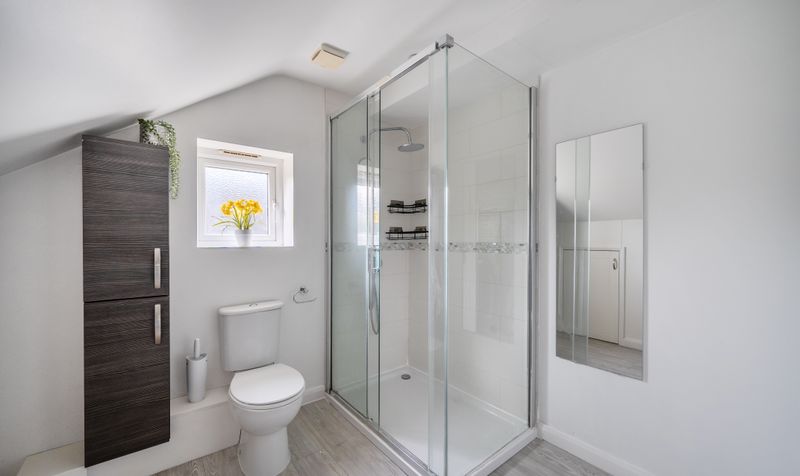 Middle Lane, Epsom, KT17