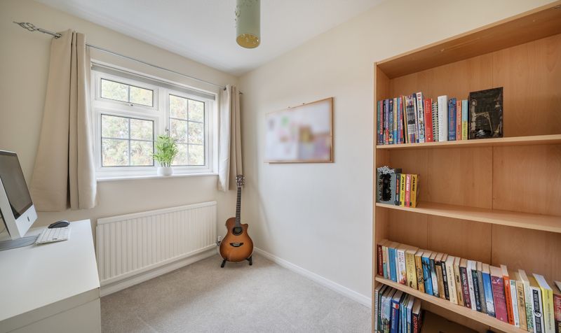 Middle Lane, Epsom, KT17