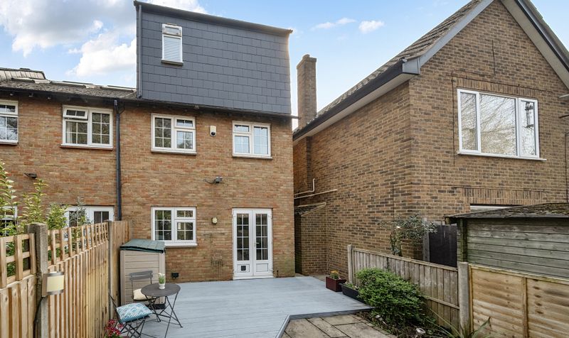 Middle Lane, Epsom, KT17