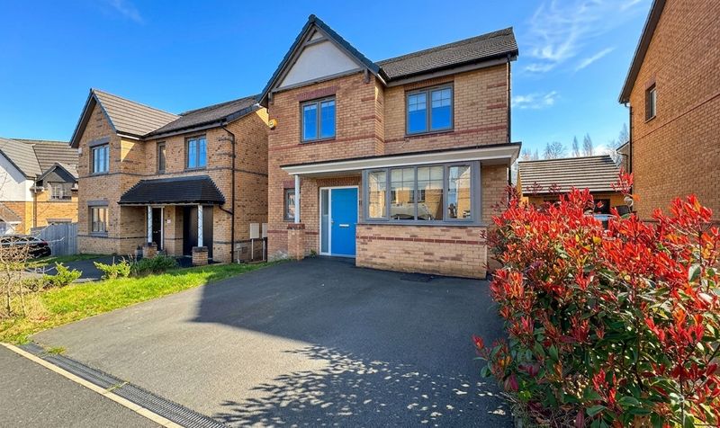 Turnstone Way, Huddersfield, HD4