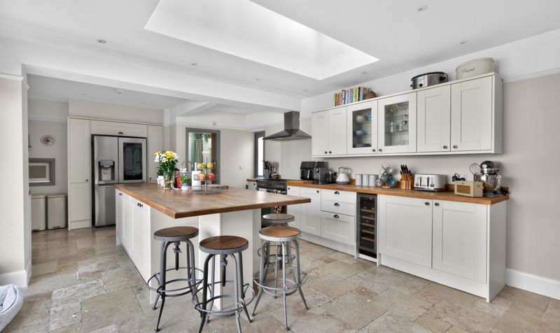 Reigate Road, Epsom, KT17