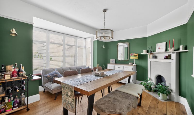 Reigate Road, Epsom, KT17