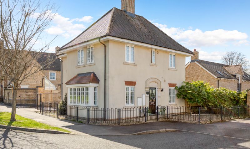 4 Bedroom House For Sale &ndash; Hardy Way, Fairfield, SG5