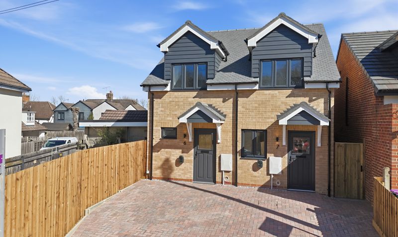 1 Bedroom House For Sale &ndash; Cooks Way, Hitchin, SG4