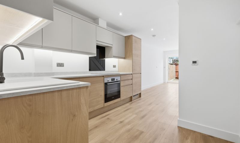 1 Bedroom House For Sale &ndash; Cooks Way, Hitchin, SG4 2