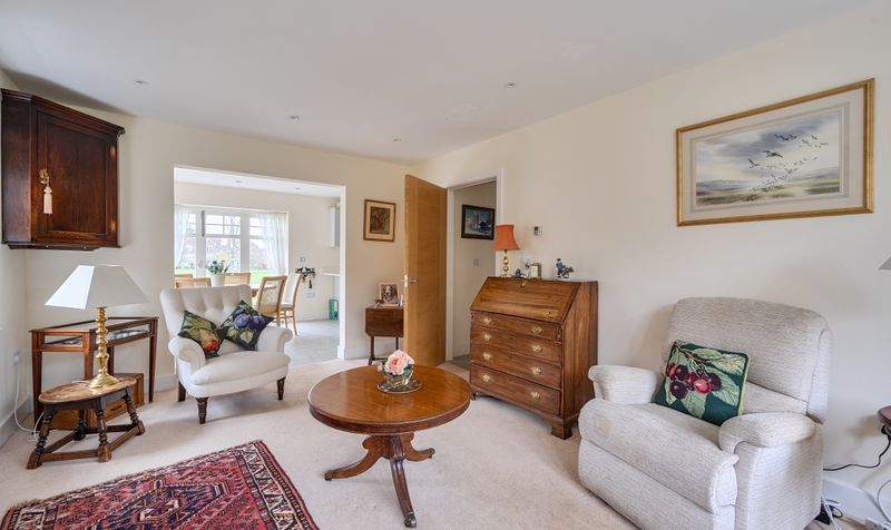 Gwennap Place, Ashtead, KT21