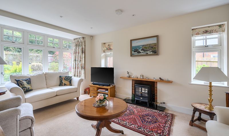 Gwennap Place, Ashtead, KT21