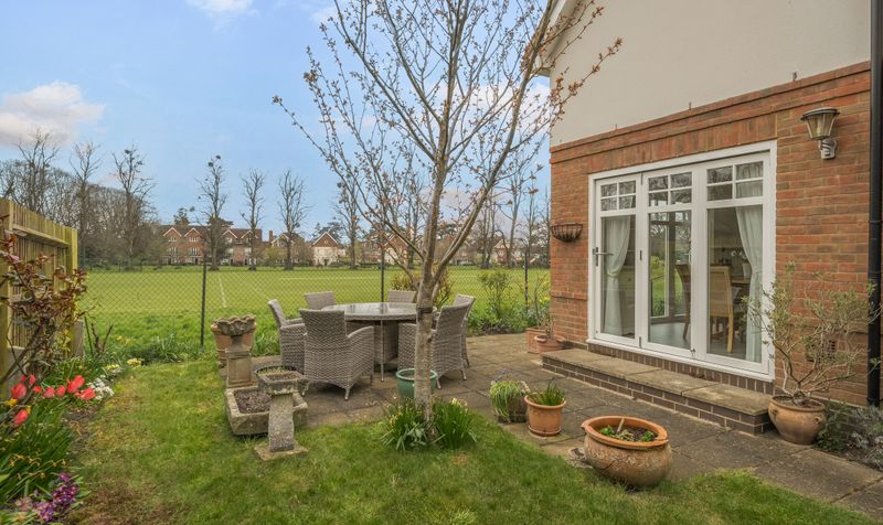 Gwennap Place, Ashtead, KT21