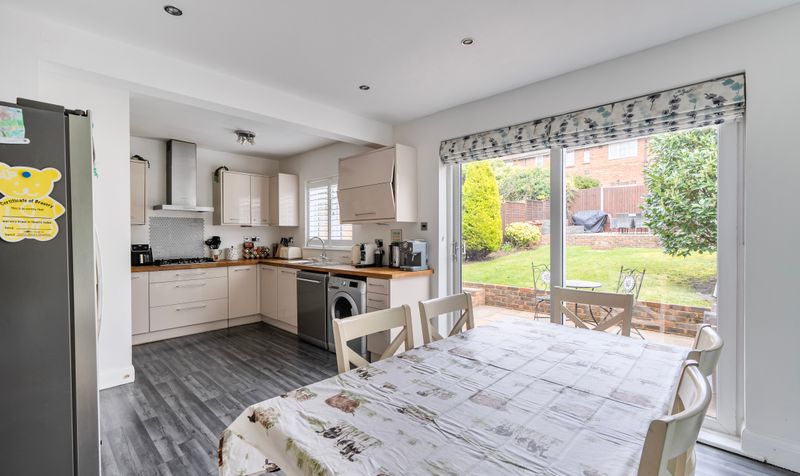 The Crescent, Epsom, KT18