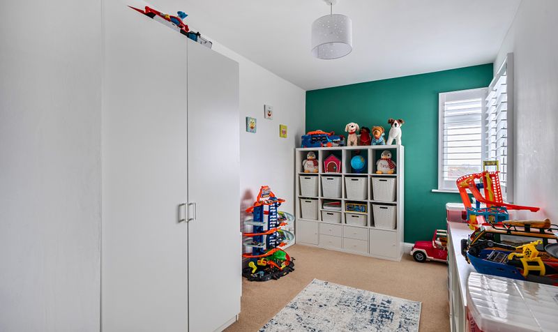 The Crescent, Epsom, KT18