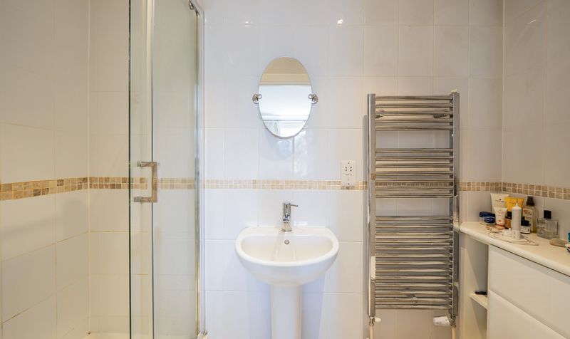 Pound Close, Epsom, KT19