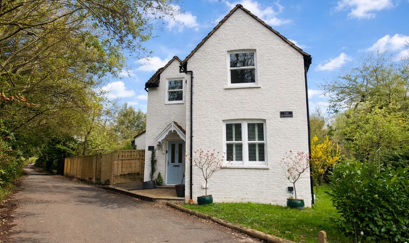 Headley Road, Epsom, KT18