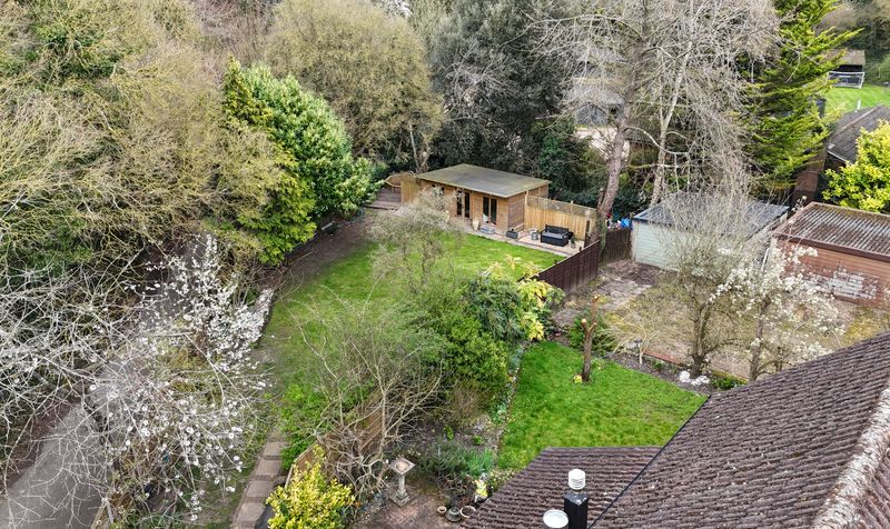 Headley Road, Epsom, KT18