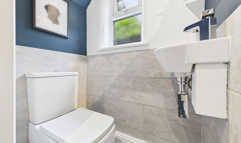 Maytree Avenue, Vicars Cross, CH3