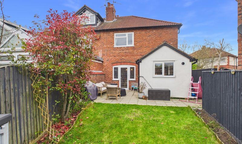 Maytree Avenue, Vicars Cross, CH3