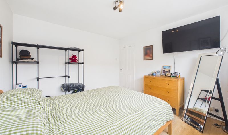 Pearl Lane, Vicars Cross, CH3