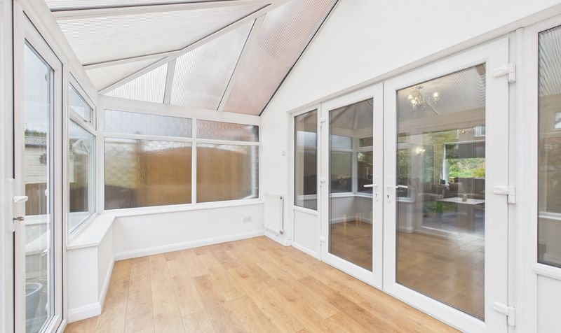 Pearl Lane, Vicars Cross, CH3