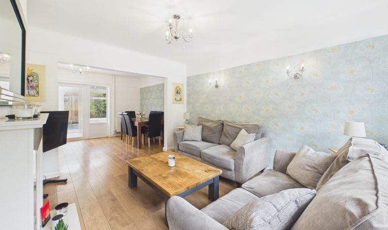 Pearl Lane, Vicars Cross, CH3