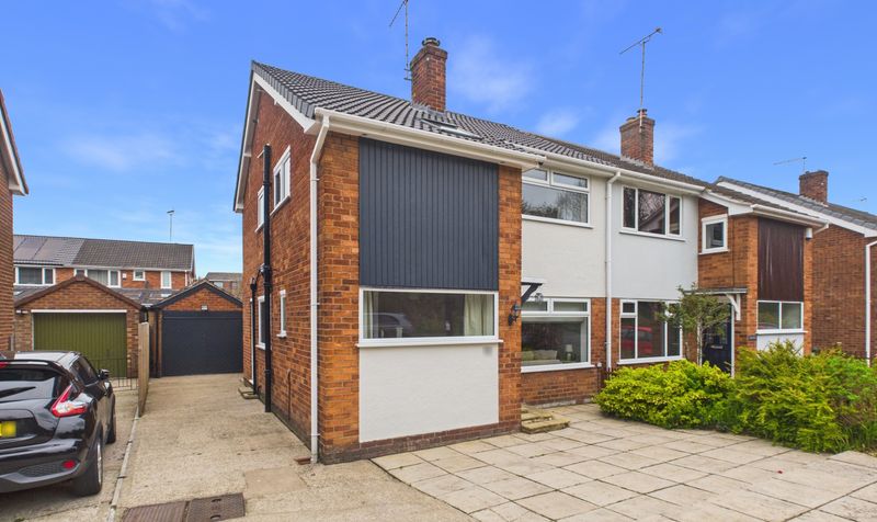 Pearl Lane, Vicars Cross, CH3