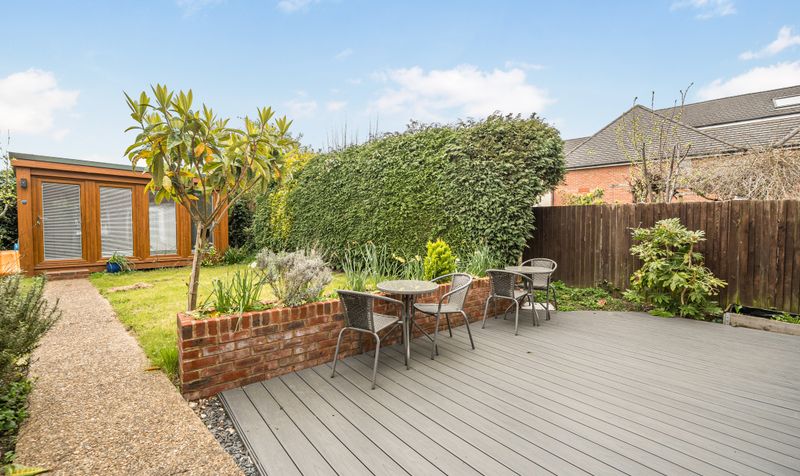 Kingston Avenue, Leatherhead, KT22