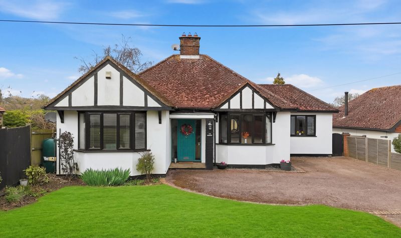 3 Bedroom Bungalow For Sale &ndash; Langley Village, Langley, SG4