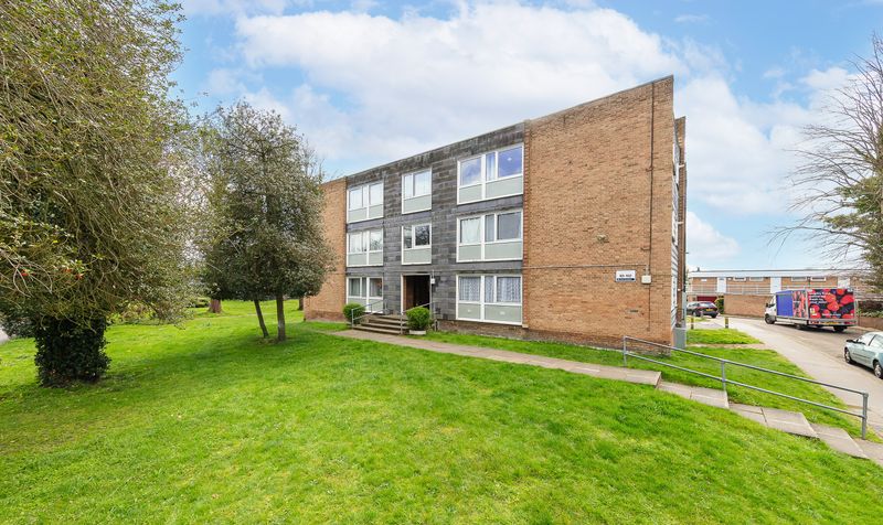 80 Priory Crescent Image