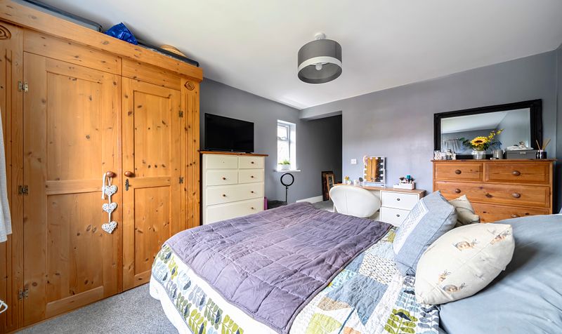 College Road, Epsom, KT17
