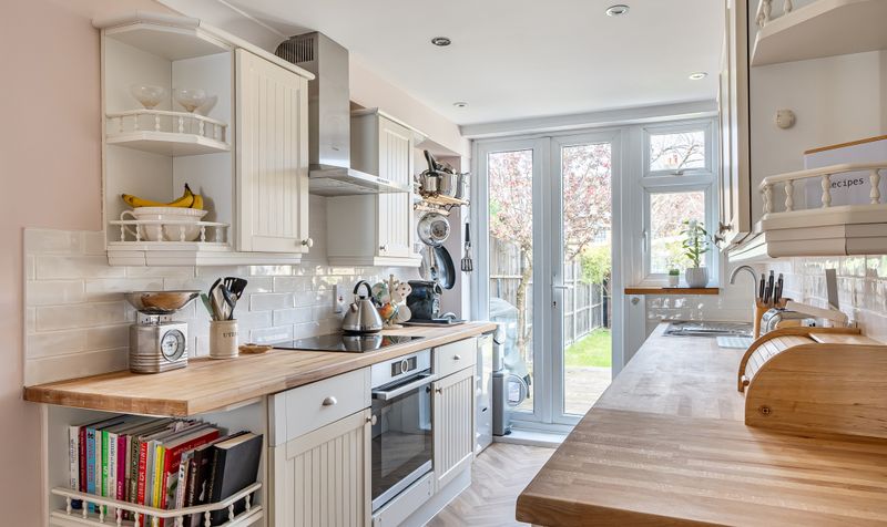 Heatherside Road, Epsom, KT19