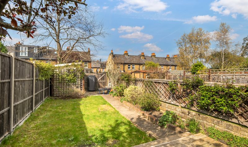 Heatherside Road, Epsom, KT19