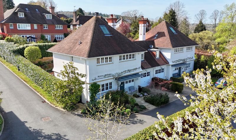 Calvert Gardens, Dorking, RH4