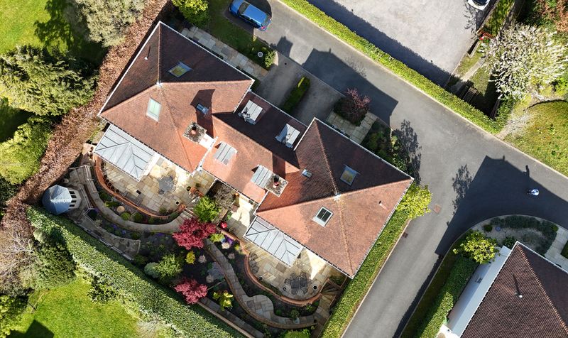 Calvert Gardens, Dorking, RH4