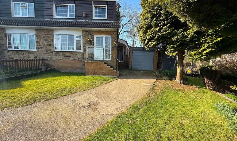 Bank Hall Grove, Shepley, HD8