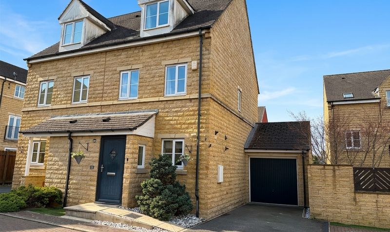 Hanby Close, Fenay Bridge, HD8