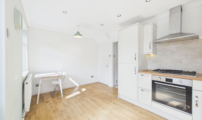 Wells Close, Mickle Trafford, CH2