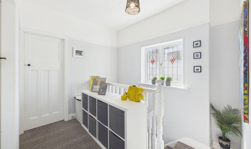 Brook Lane, Newton, CH2