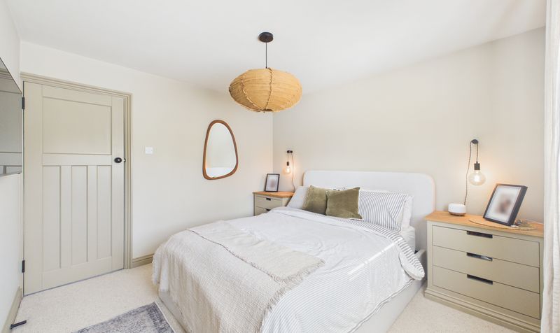 Broxton Road, Clutton, CH3