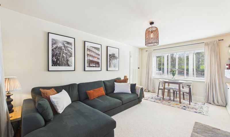 Broxton Road, Clutton, CH3