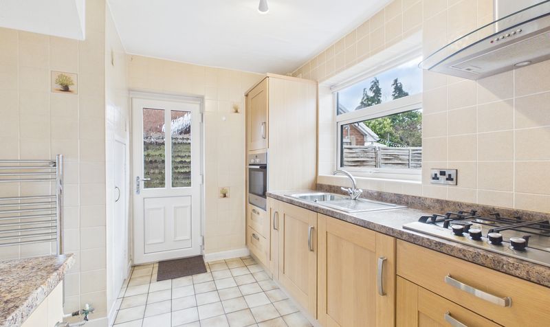 Shepherds Lane, Newton, CH2