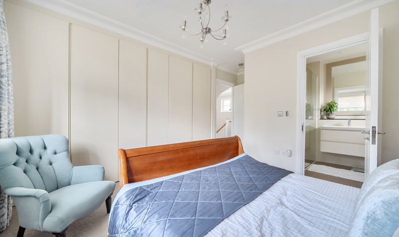 Calvert Gardens, Dorking, RH4
